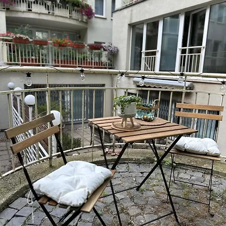 Stylish Next To Castle, Location * ברטיסלאבה