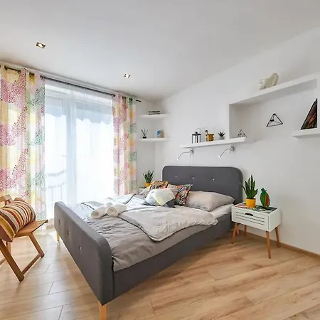 Διαμέρισμα Stylish Next To Castle, Location Μπρατισλάβα